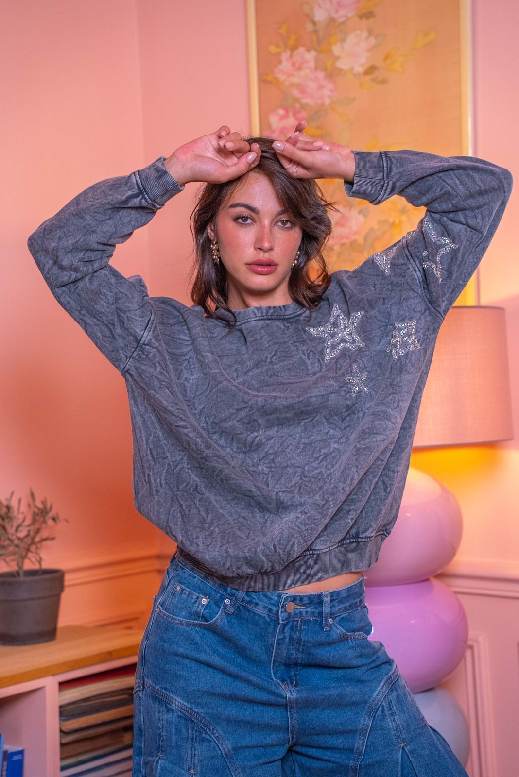 Sweatshirt