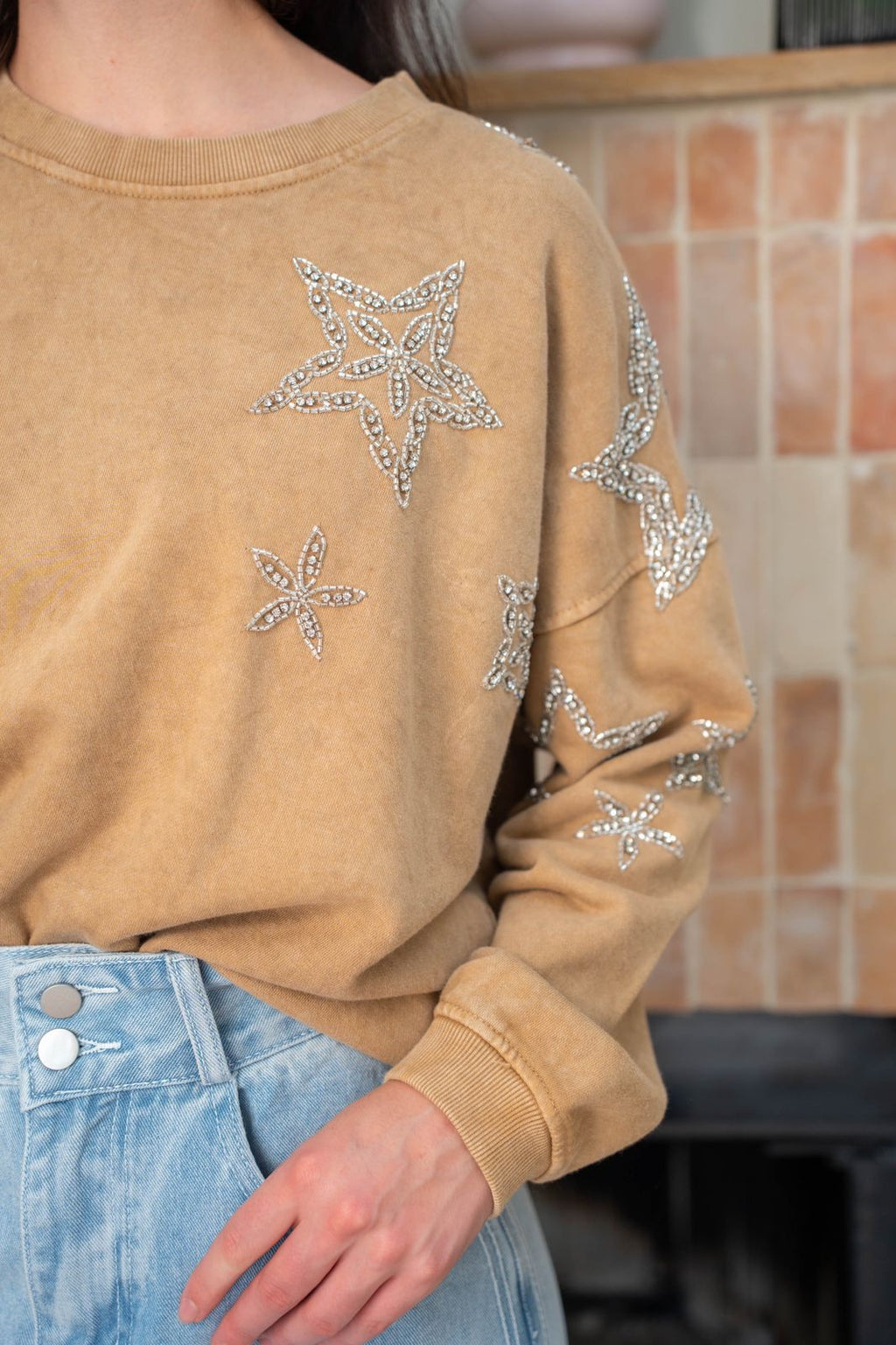 Sweatshirt
