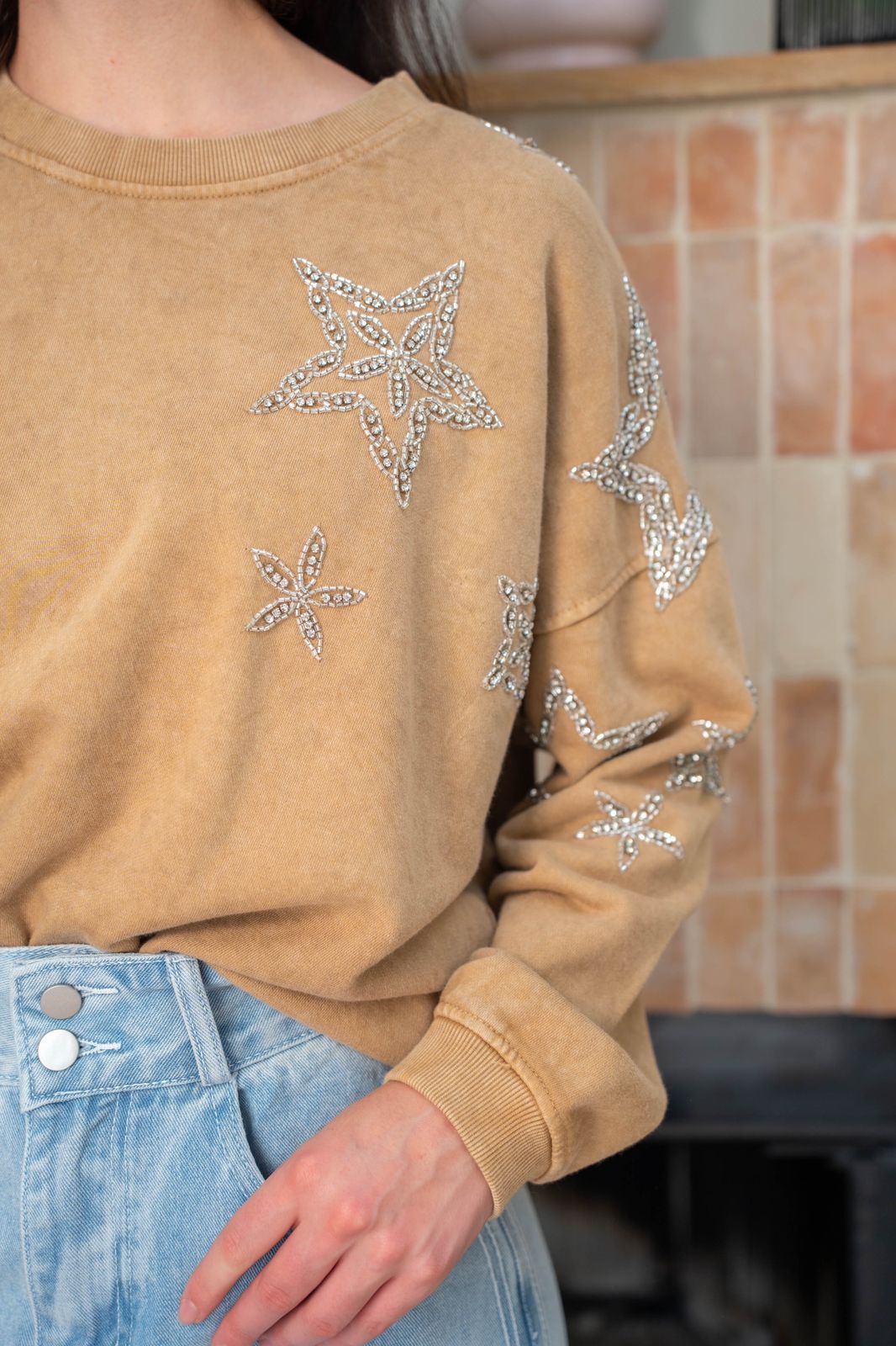Sweatshirt