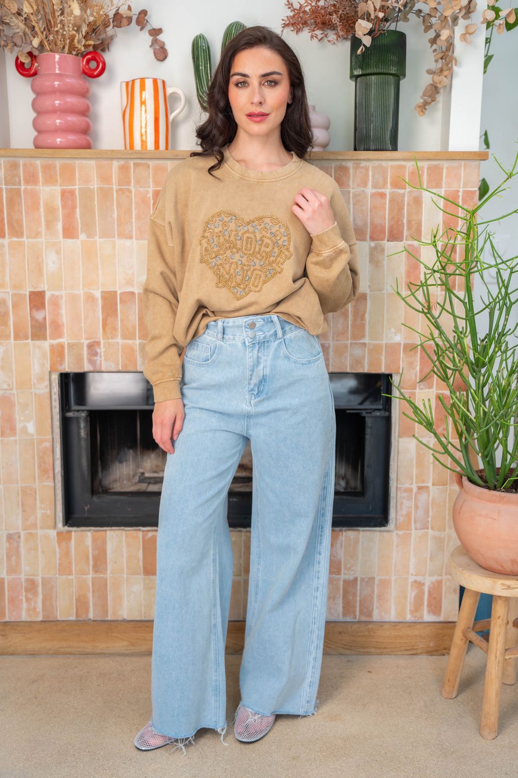 Sweatshirt